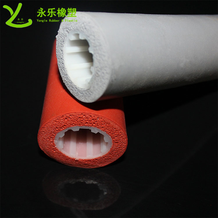 復(fù)合發(fā)泡硅膠管，耐高溫發(fā)泡硅膠管，保溫發(fā)泡硅膠管